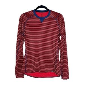 Patagonia Men’s Red and Blue Striped Long sleeve top size Small